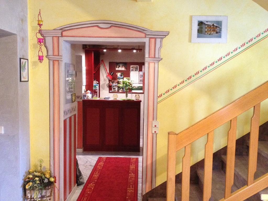 Pension Seerose Дроболлах-ам-Фаакер-Зее Экстерьер фото